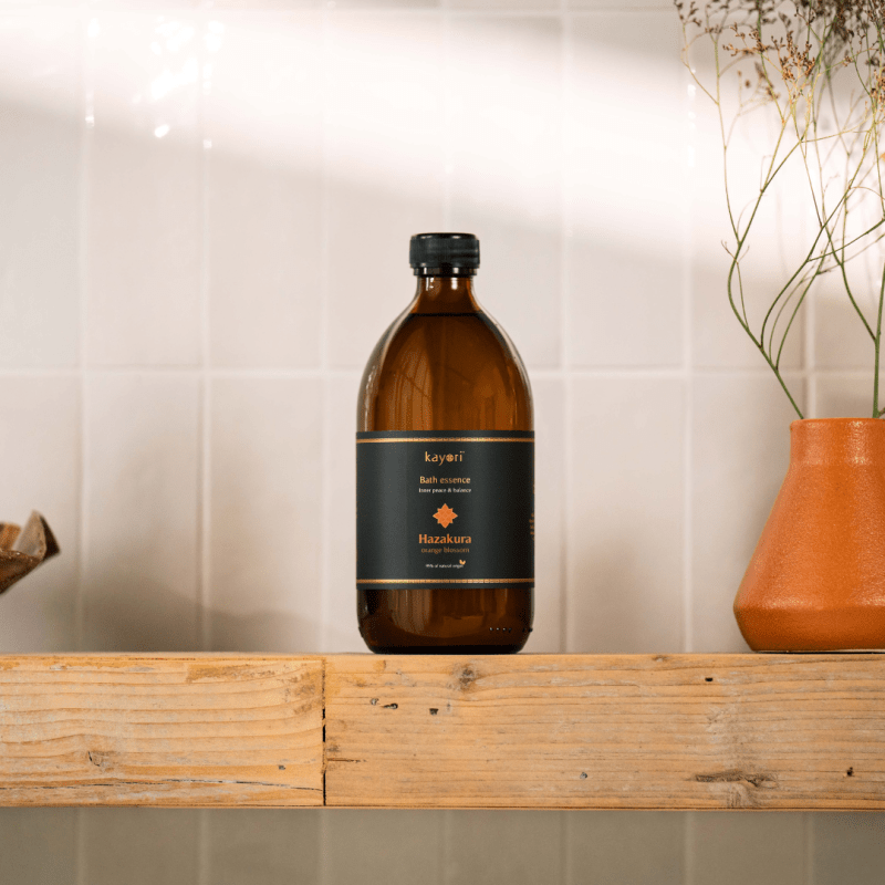 Kayori - Bath Essence - 500ml - Hazakura