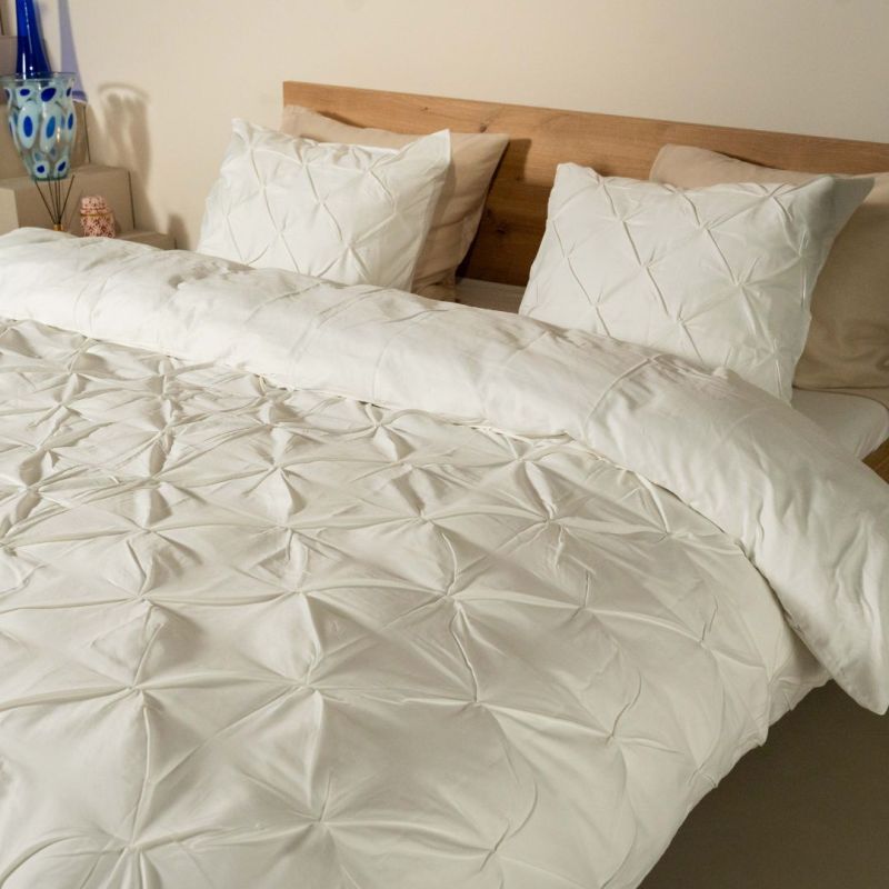 Kayori dekbedovertrek Matsu katoensatijn - Wit 