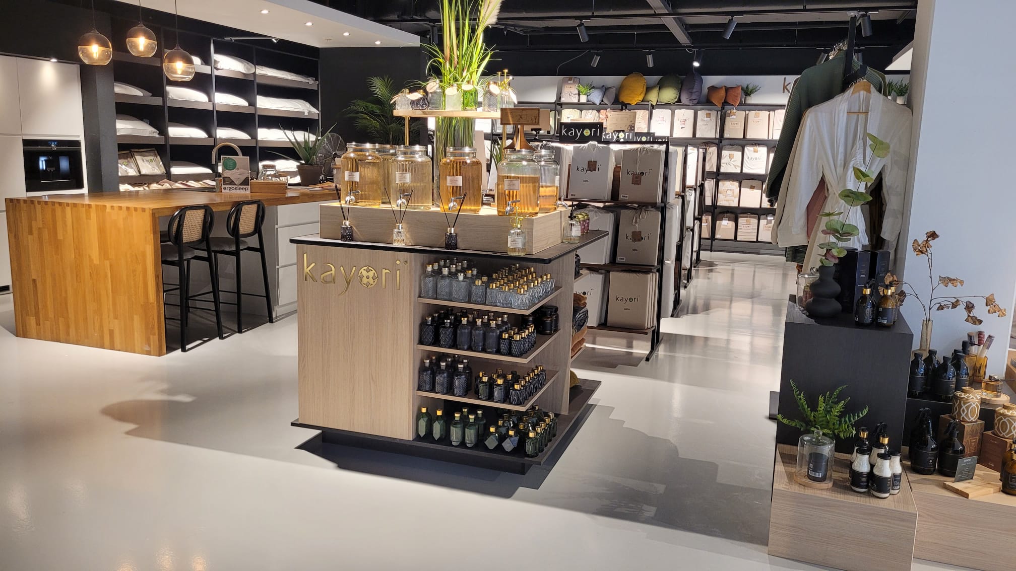 Kayori winkel Amsterdam
